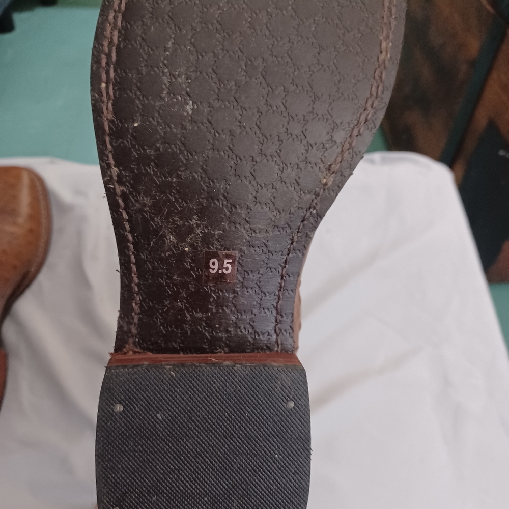 Smoky mountain cowboy boots.